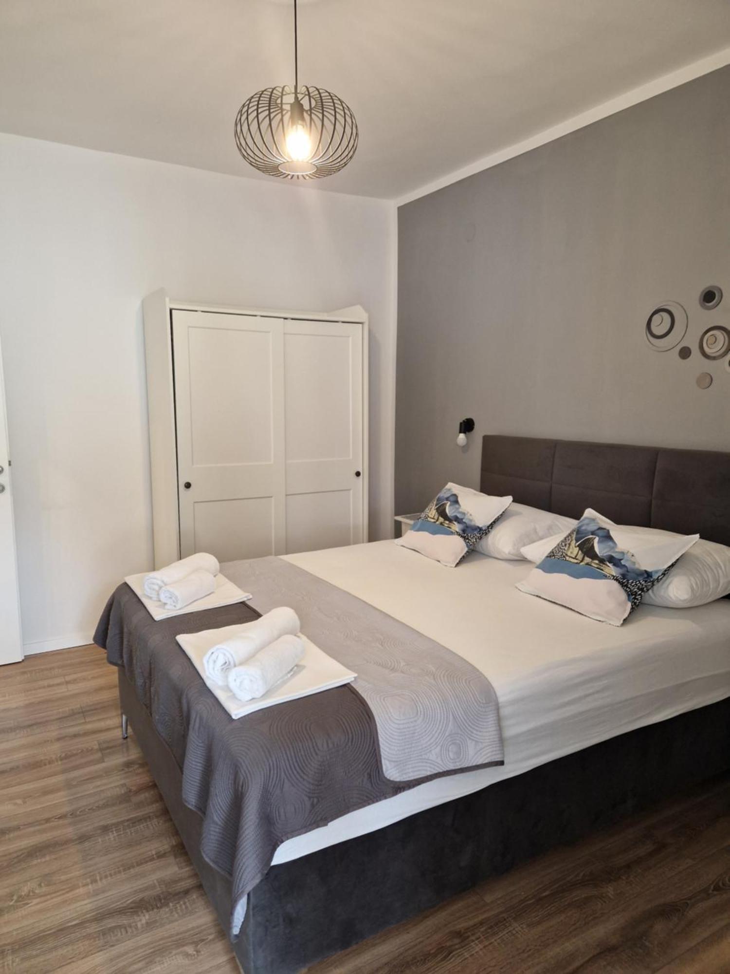 Apartments Jadranka Novalja Zewnętrze zdjęcie