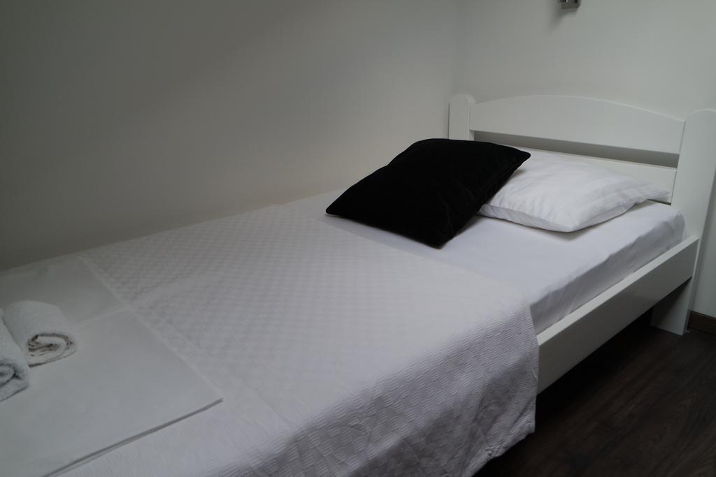 Apartments Jadranka Novalja Zewnętrze zdjęcie